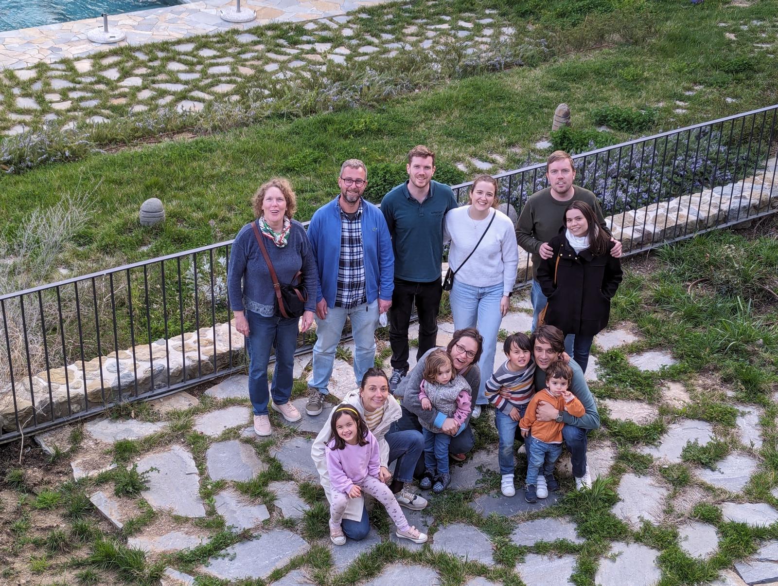cumpleaños masía natural Girona Cataluña familia naturaleza